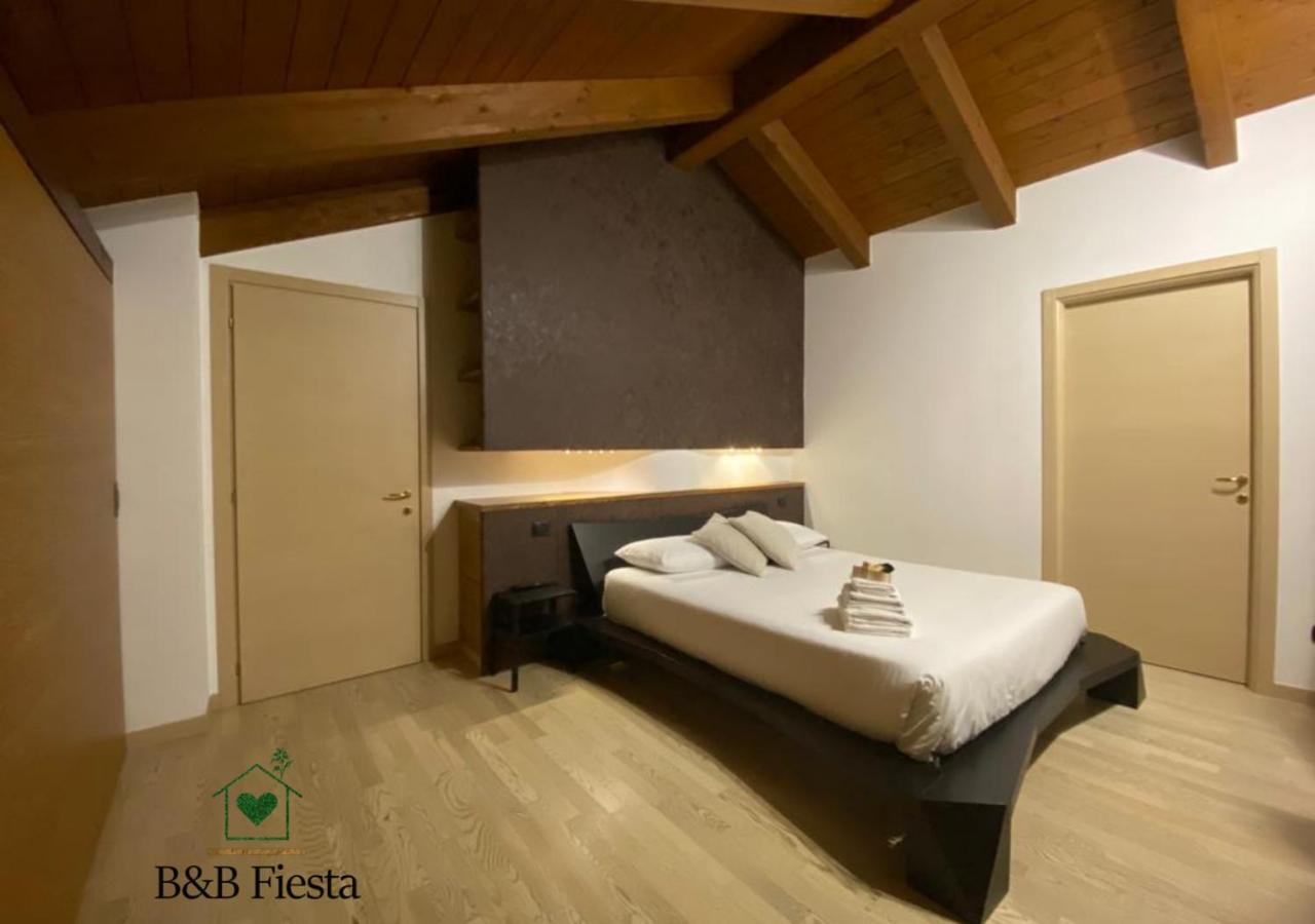 Villa Fiesta Oggiono Buitenkant foto