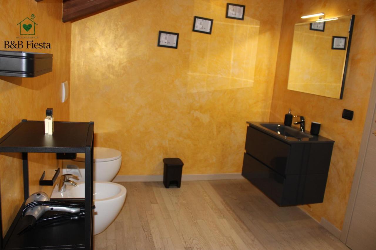 Villa Fiesta Oggiono Buitenkant foto